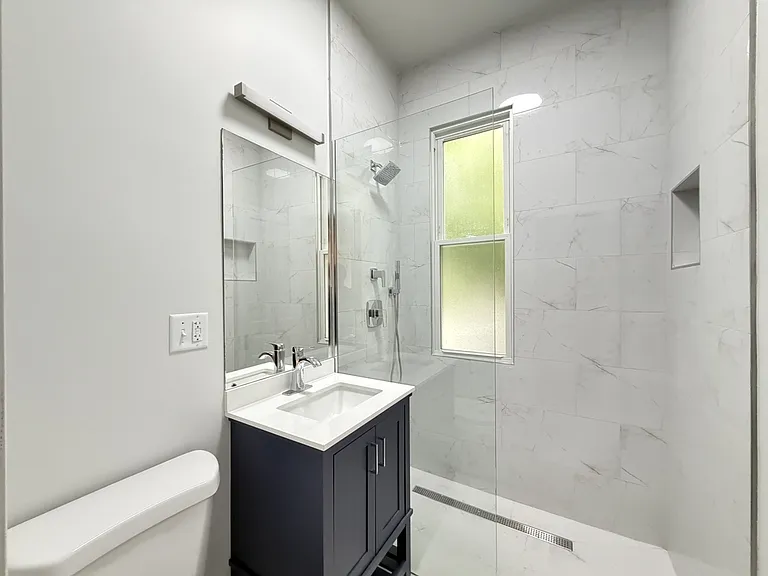 1111 W Roscoe St #2C — Photo 19