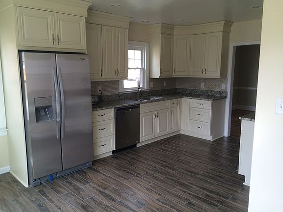 5th image of 133 Chesterfield Rd