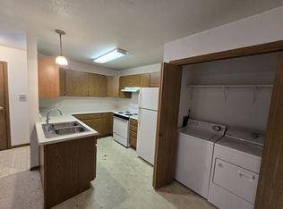 619 Johnson St #6, Waterloo, IA 50702