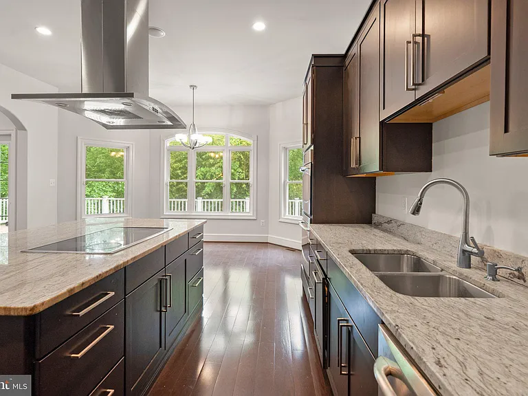 7324 Statecrest Dr — Photo 33