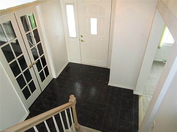 3rd image of 2246 Johnstone Way