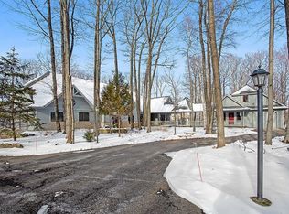7255 W Cortland Cir #17, Egg Harbor, WI 54209