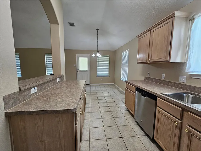 1079 Shadow Glenn Dr — Photo 26