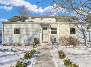814 W Columbia Ave, Champaign, IL