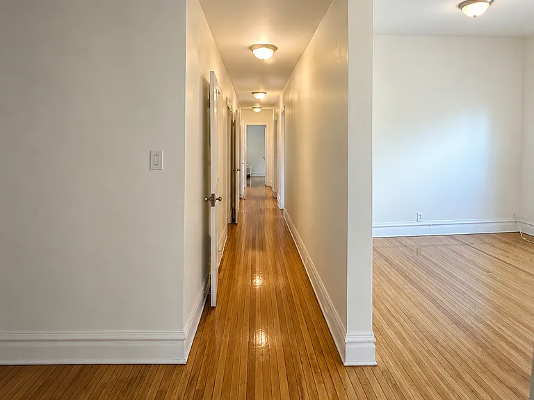 668 W Sheridan Rd #2 — Photo 9