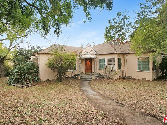 3rd image of 1042 Dolores Dr