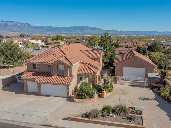 9728 Davenport St NW, Albuquerque, NM 87114