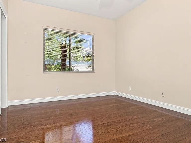 6 Old Marsh Ct — Photo 50