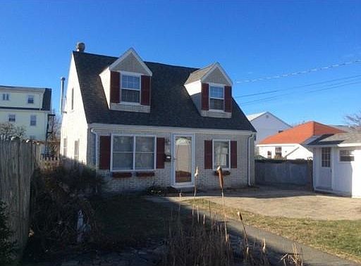 1st image of 28 Driscoll St