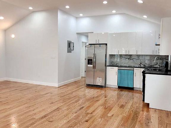 5th image of Harper Avenue Eastchester