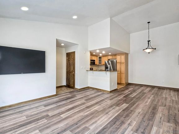 4th image of 15263 Maturin Dr Unit 9