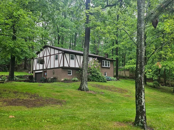 8964 Capitol Hill Rd, Waynesboro, PA 17268