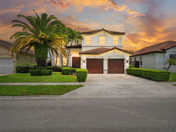 15541 SW 21st Ter, Miami, FL 33185