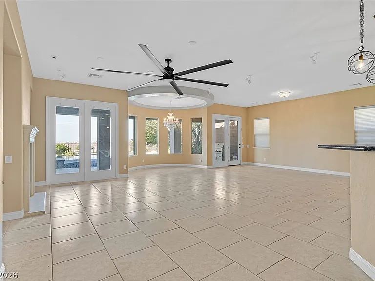 2184 Pont National Dr — Photo 7