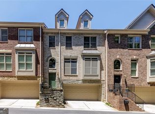 5561 Julian Pl, Sandy Springs, GA 30342