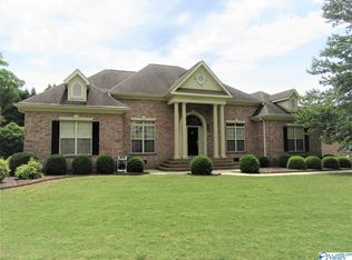 2409 Hideaway Pl SE, Decatur, AL 35603