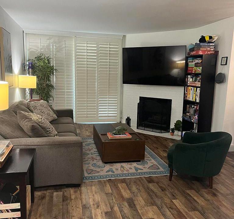 1st image of 4705 Kester Ave Unit 116
