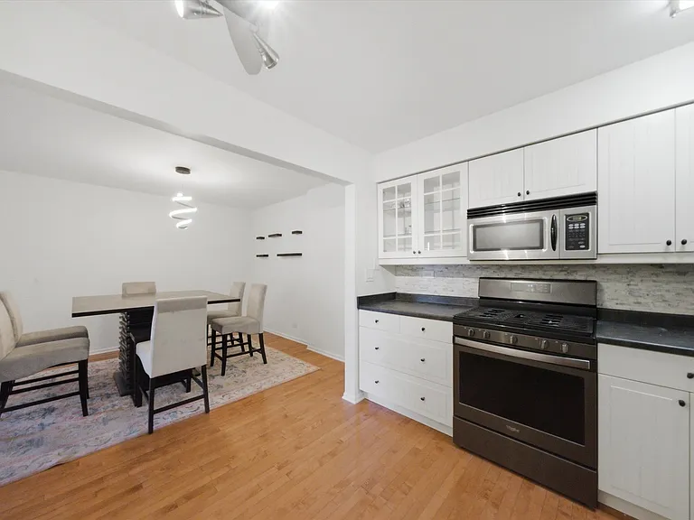 1100 E Randville Dr #203 — Photo 15