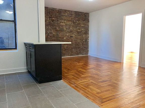 2nd image of 243 Hart St APT 3C