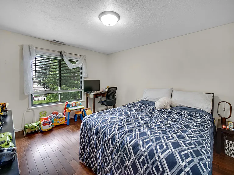 521 Cumberland Trl #D — Photo 13