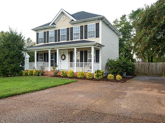 2nd image of 2827 Sutherland Dr