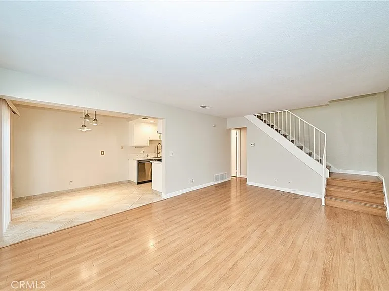 16621 Shenandoah Ave — Photo 2