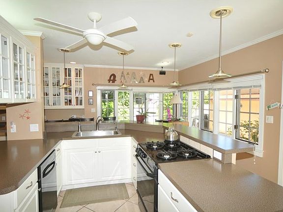 5th image of 509 Delaney Park Dr