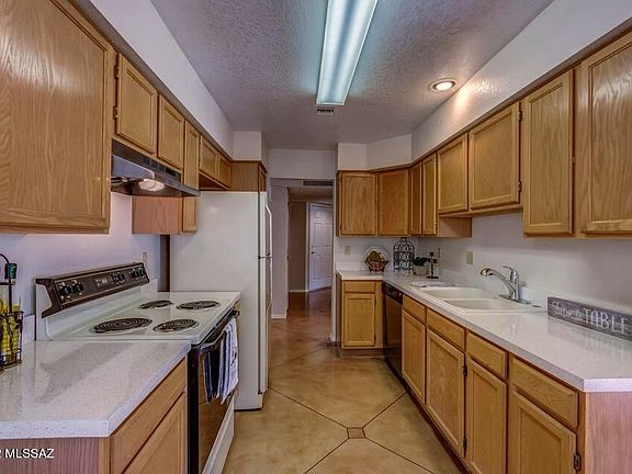 5th image of 6112 N Reliance Dr #1