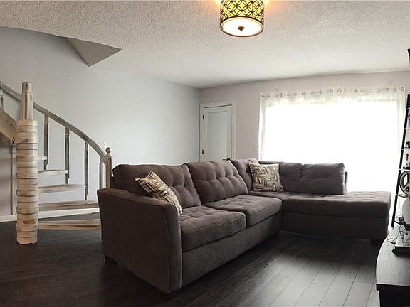 5th image of 16533 Brigadoon Dr
