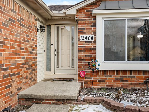 3rd image of 13468 Mair Dr