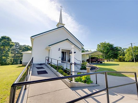 3rd image of 156 Lindsey Chapel Rd