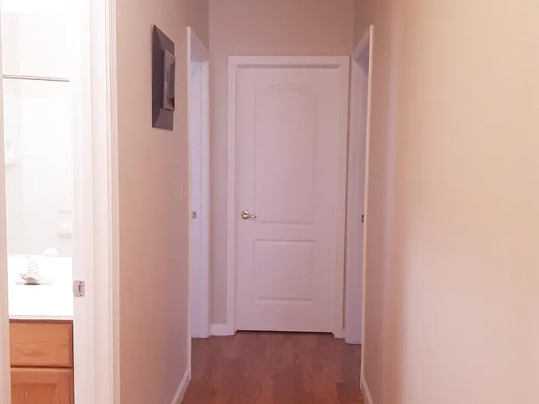 920 Rathbone Cir — Photo 23