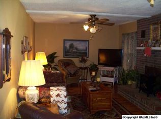 1973 Upper River Rd, Decatur, AL 35603