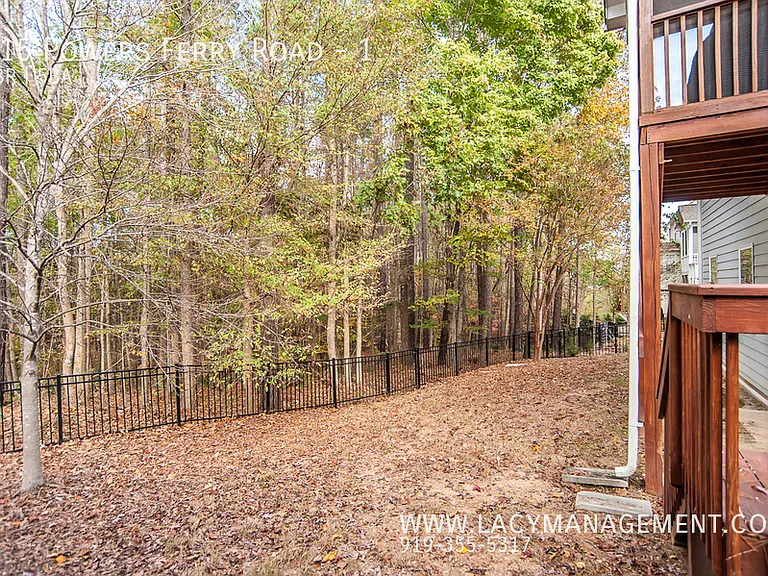 415 Powers Ferry Rd #1 — Photo 32