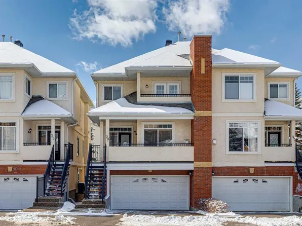 39 NW Sierra Morena Lndg SW, Calgary, AB T3H 4K3