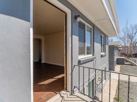 1650-1690 Vance Street