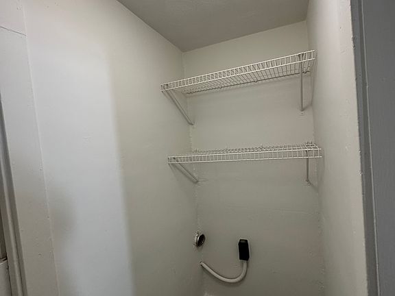 5th image of 1105 E Cleveland Ave Unit 2