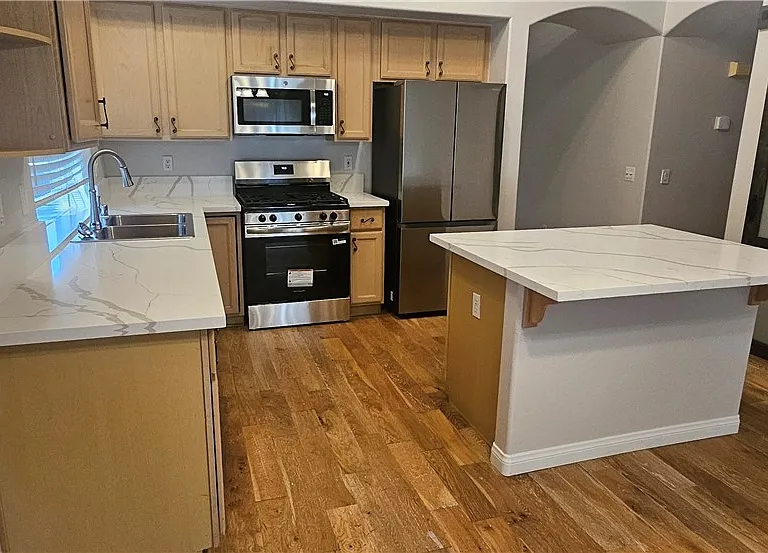 3433 Round Valley Way — Photo 3