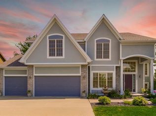 10007 N Maywood Ave, Kansas City, MO 64157