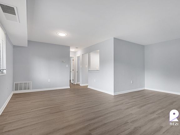 2nd image of 6573 Hil Mar Dr