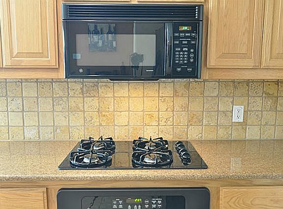 5th image of 5826 Brookhill Ln