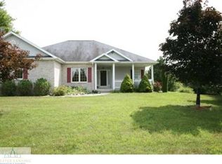 10145 W Lansing Rd, Haslett, MI 48840