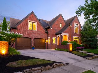 6731 W Stonegate Dr, Zionsville, IN 46077