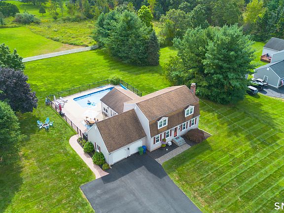 3rd image of 16 Quigley Road