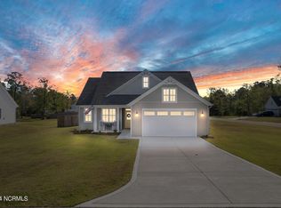698 Squirrel Run Dr SW, Supply, NC 28462
