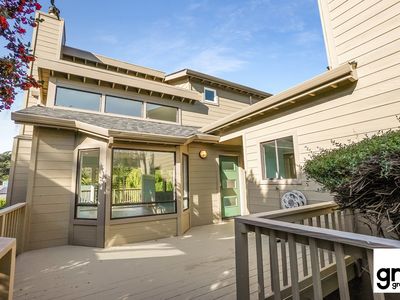 389 Avenue Granada, El Granada, CA, 94018