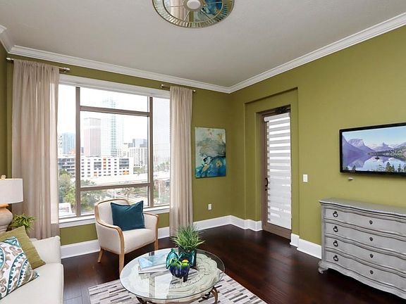 3rd image of 275 Bayshore Blvd Unit 802