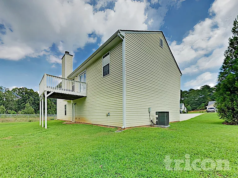 460 Vinemont Rdg — Photo 18