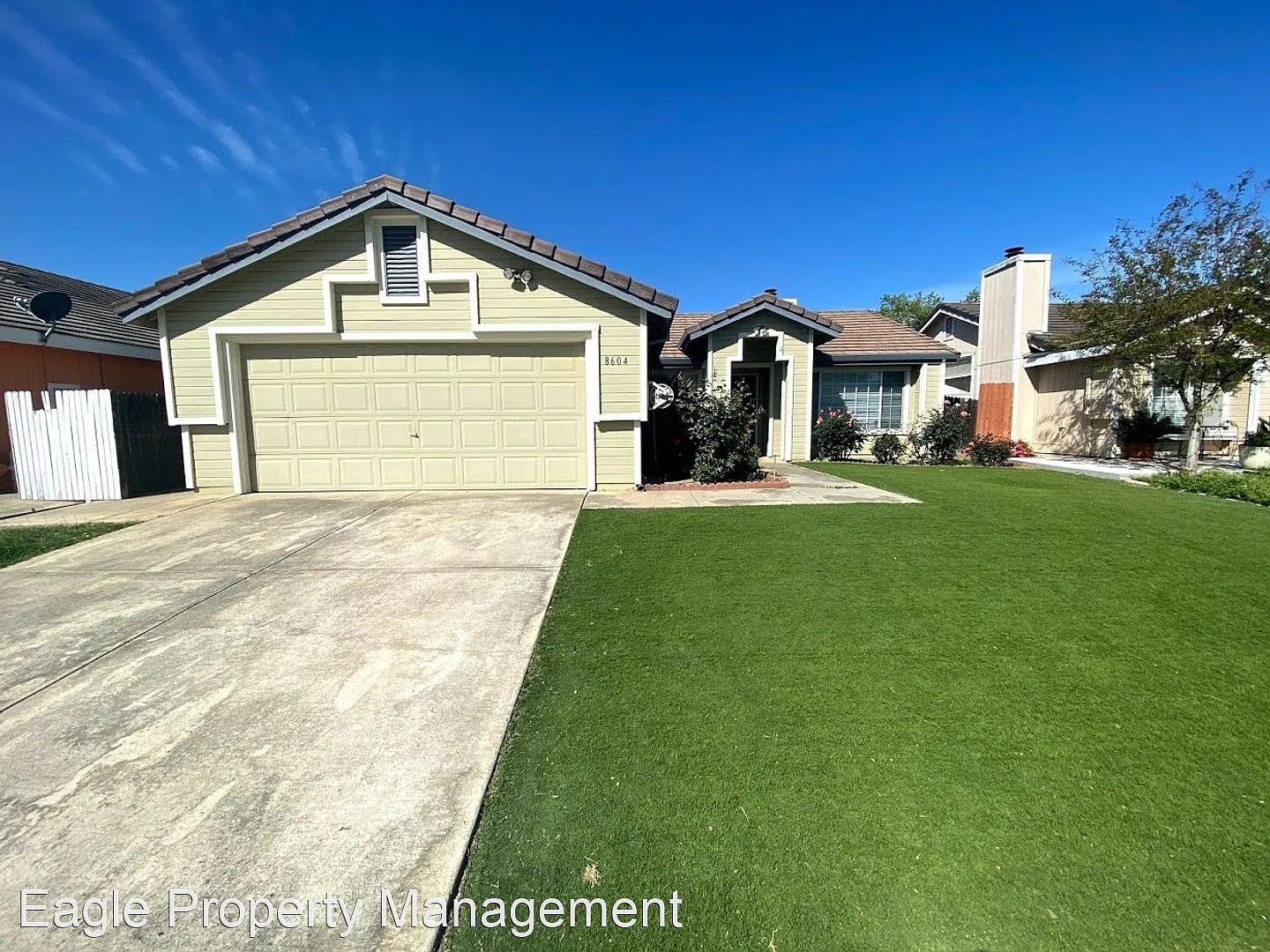 8604 New Island Way photo 1