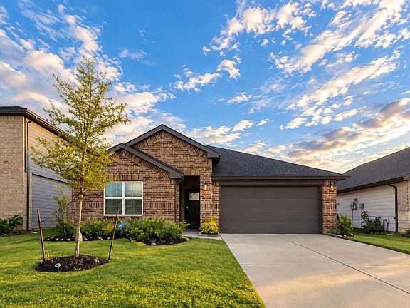 3rd image of 30502 White Cliff Ct